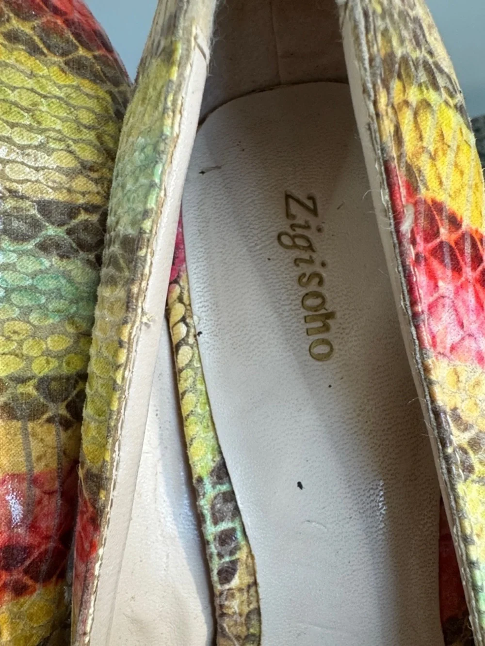 Zigi Soho Yellow Pink Green Multicolor Snakeskin wooden Platform Pumps 8.5 - 9